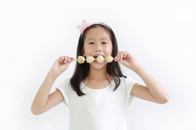 Tips Pilih Camilan Sehat Anak, Jangan Asal Piih